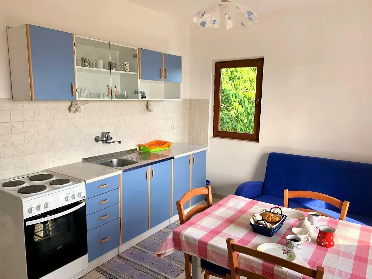 Apartments Bakić Kožino