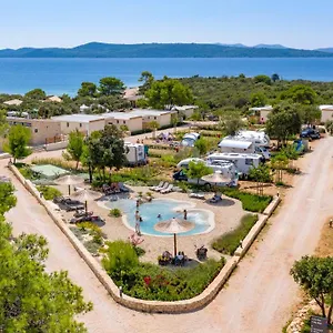 2* Kamp Mobile Homes At